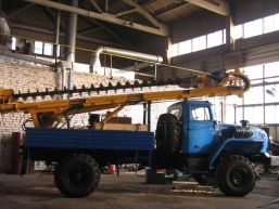 Буровая машина строительная БМС-4320.5 на шасси Урал